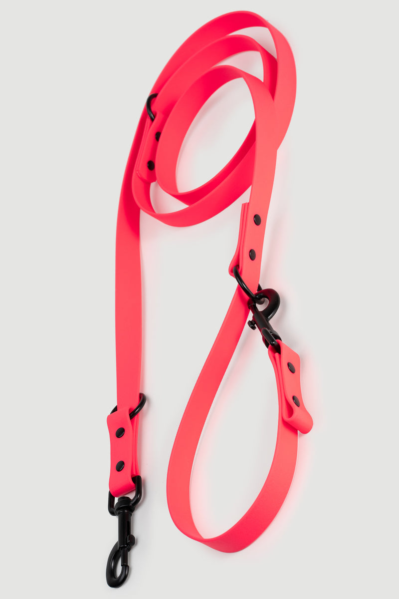 Active wear for active dogs </p> Leine in pink 2 Meter 3-fach verstellbar