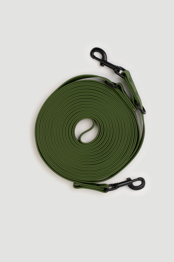 Active wear for active dogs </p> Schleppleine in olive 10 Meter 2-fach verstellbar